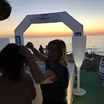 Апартаменты Calypso Sea View Бадеси