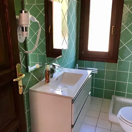 Calypso Sea View Apartment *